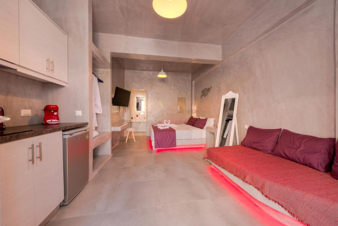 The Muses Of Santorini Private Jacuzzi Suites Vothon Exterior photo